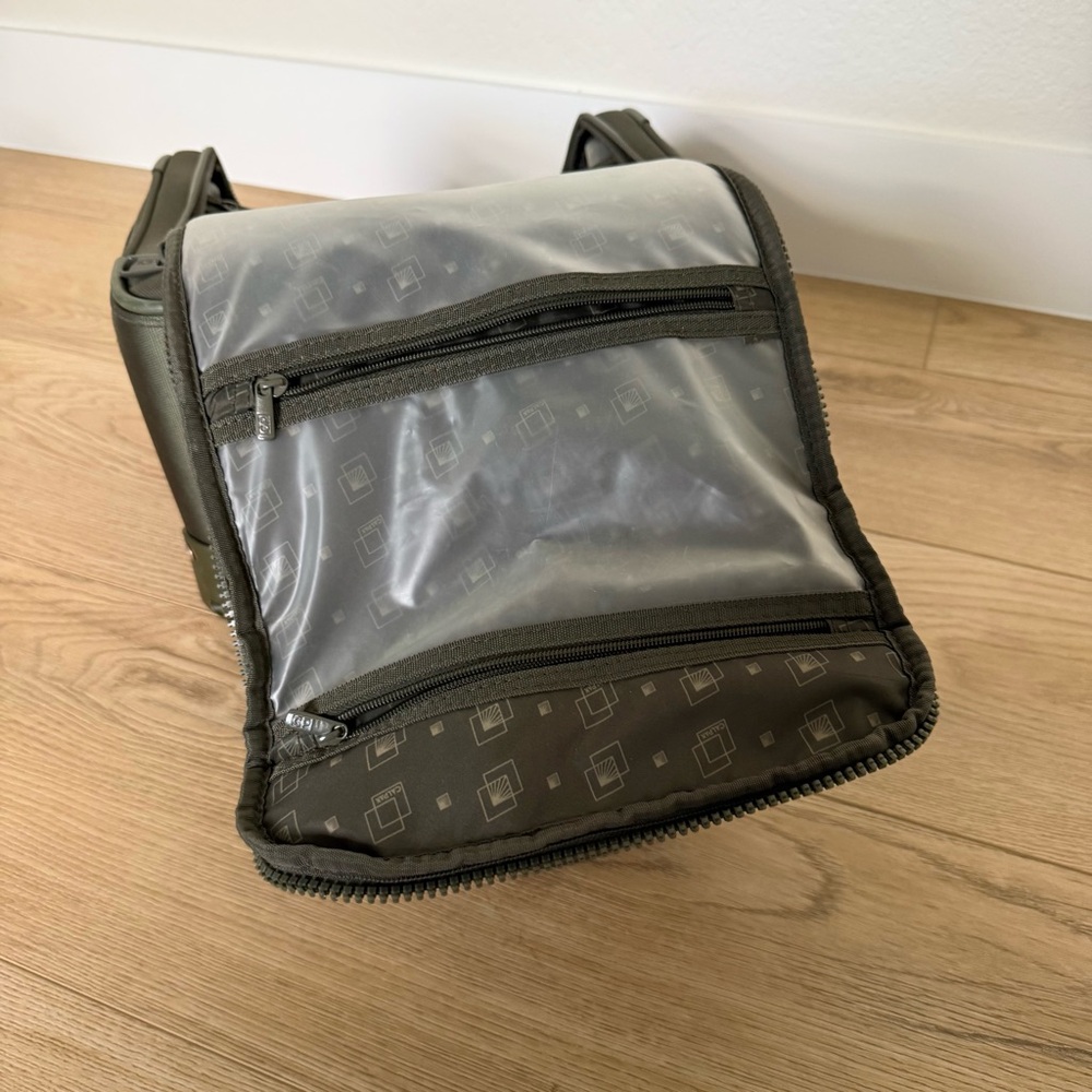 Calpak Olive Green Luggage - Picture 5 of 6